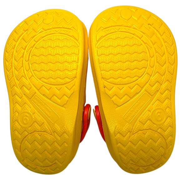 Disney Winnie The Pooh Clogs Toddler Sz 5 & 6 Yellow Easy-On/Off Swiveling Strap - Picture 6 of 7